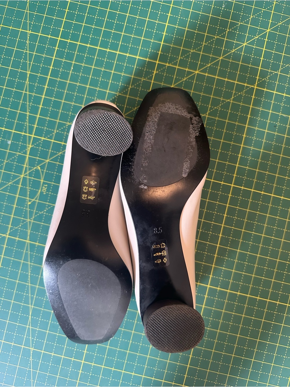 Jeffrey Campbell basic booties - Picture 5 of 7